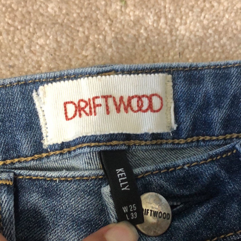 Driftwood Kelly Bootcut Mid-Rise Blue Jeans with Floral Embroiderery Size 25 - Picture 5 of 12